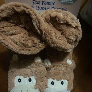 Brown Plush Animal Slippers